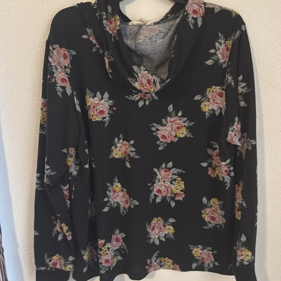 🧡15 for $20🧡 No Comment Black Floral Long sleeve|hooded lightweight sweater - Picture 6 of 6